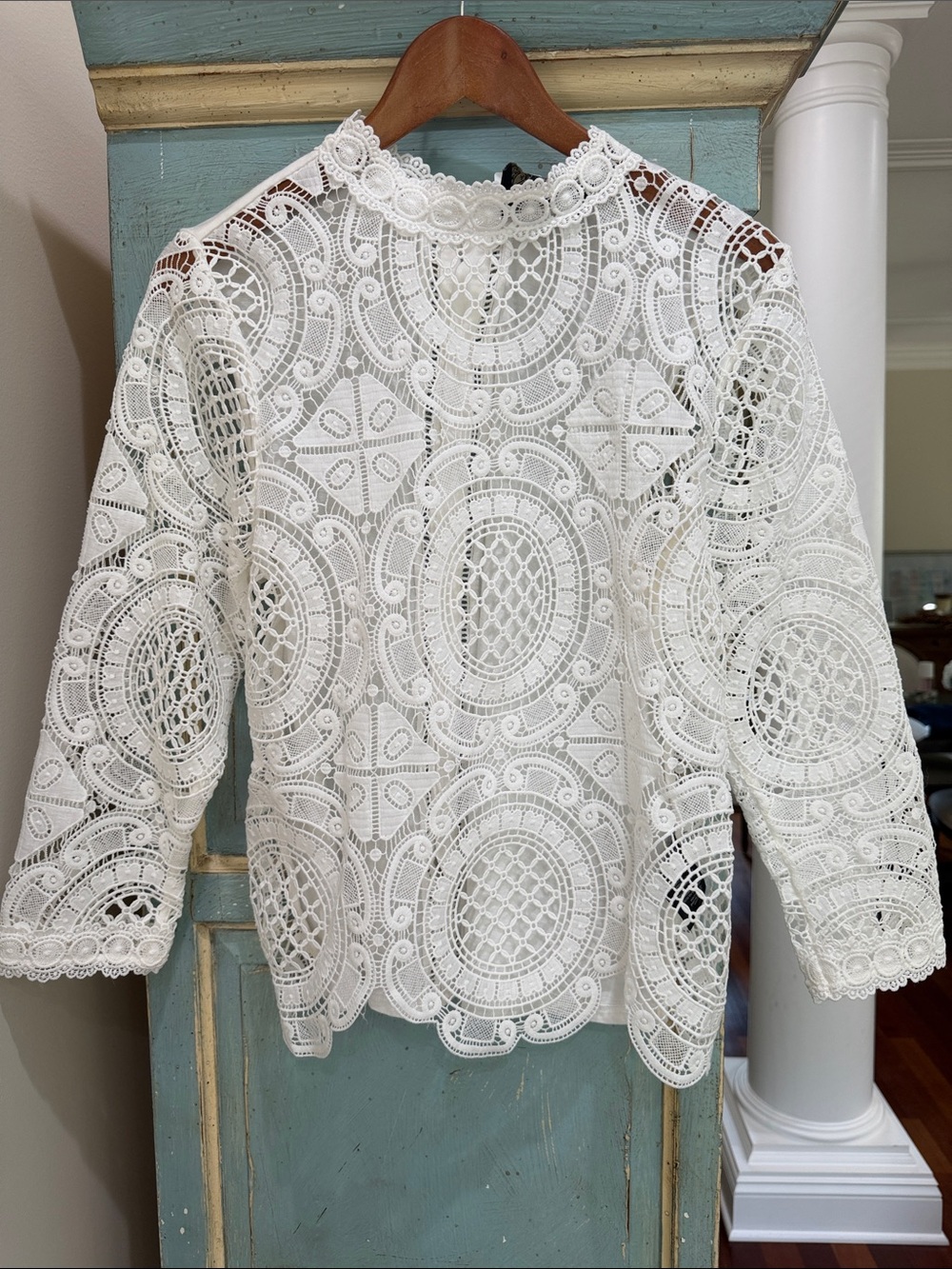 ⁠James Coviello White Crochet Lace Mock Neck Blouse Top Size M Anthropologie⁠